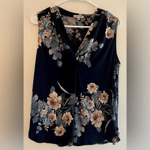 Beautiful sleeveless top from Beacon. Size Petite Large.